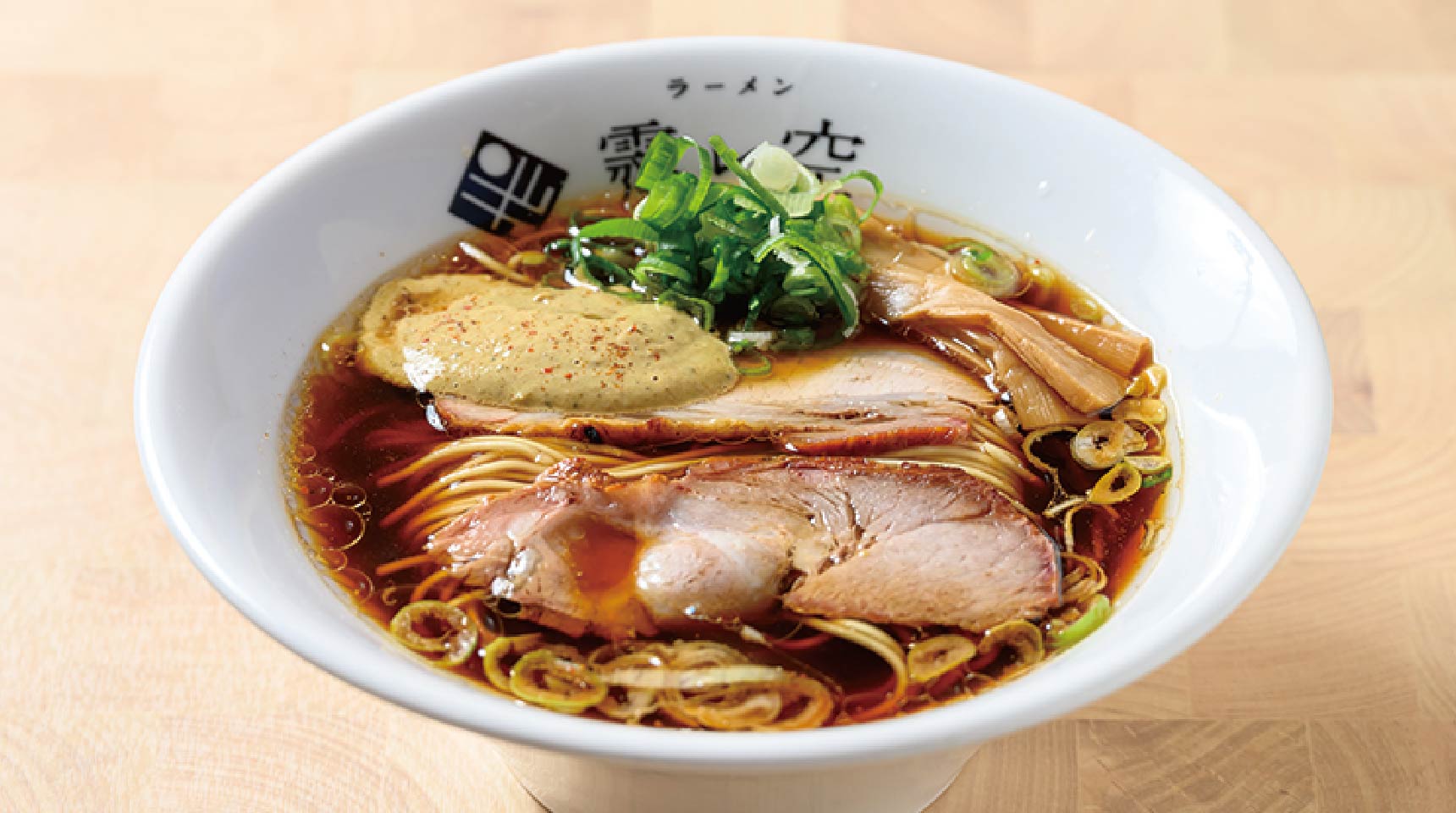 《中京区》鶏の旨味×牡蠣の旨味！ハイブリッドな一杯 「ラーメン 霽レ空（はれそら）」